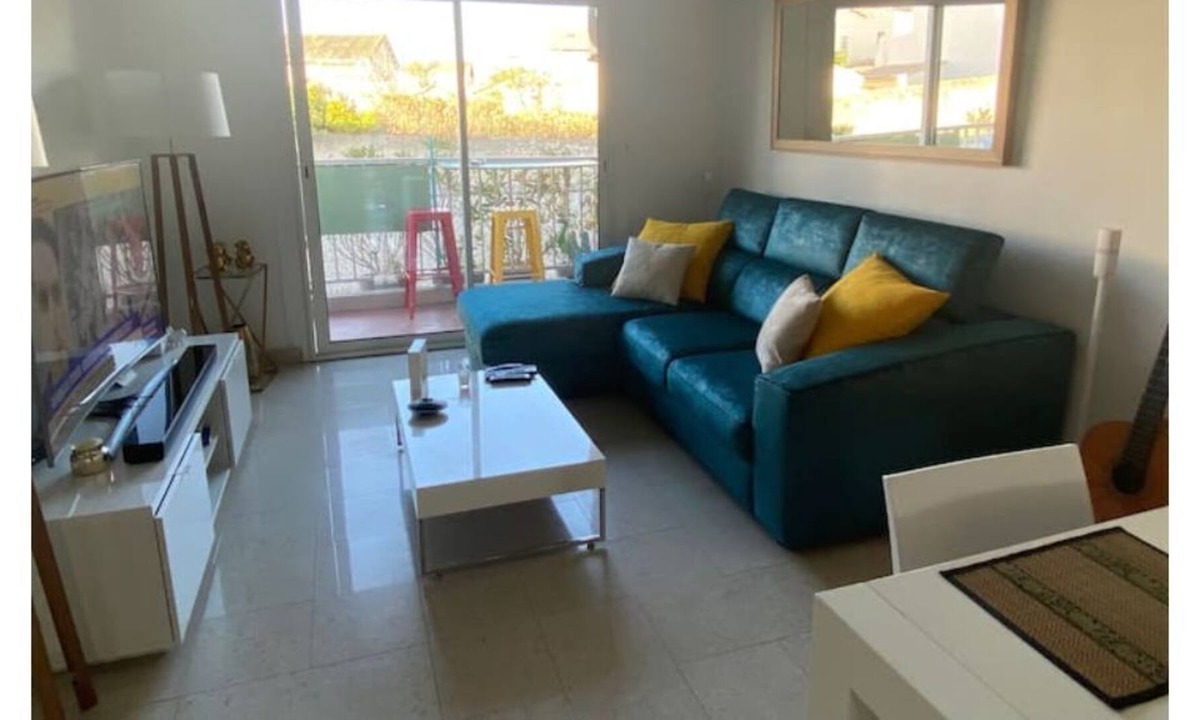 8th Arrondissement Apartment | Apartment 20 meters from the beach with balcony