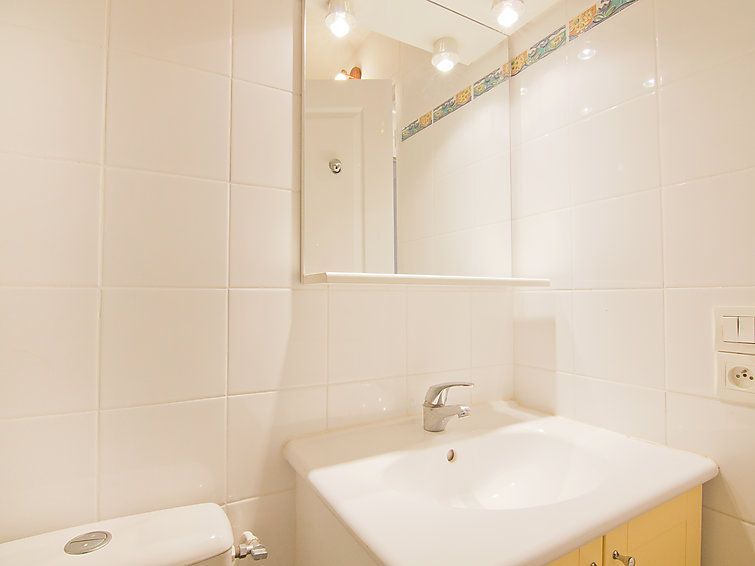 Cavaliere Beach Apartment | Apartment Cap Négre : Domaine de la Pinède in Le Lavandou - 6 persons, 3 bedrooms