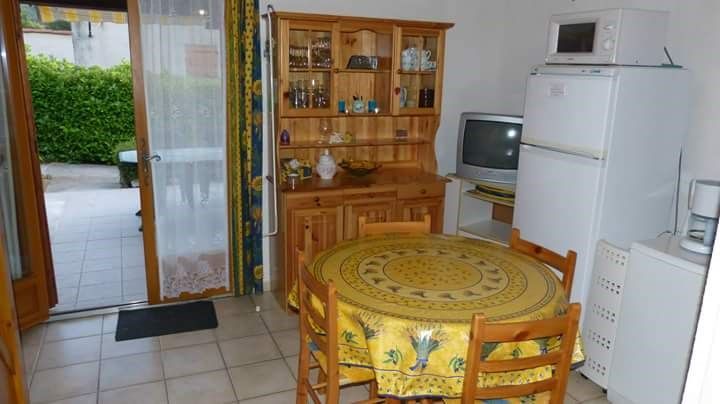 Saint-Martin-de-Bromes Apartment | Apartment l'Espaï for 4 people