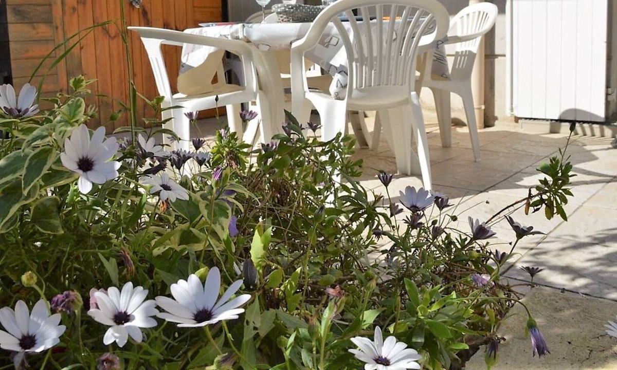 Cavaliere Apartment | Apartment Le Lavandou, 3 bedrooms, 6 people