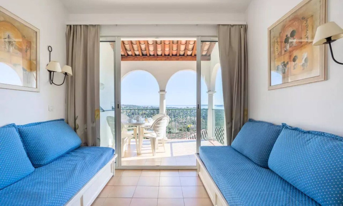 Les Restanques Apartment | Apartments in the Restanques of the Gulf of St Tropez - maeva Home - Apartment for 4 people with sea view terrace