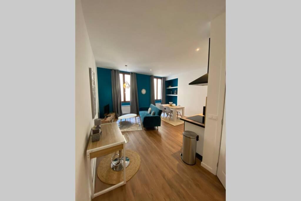 Draguignan Apartment | Appartement 50m2 centre marché wifi tribunal