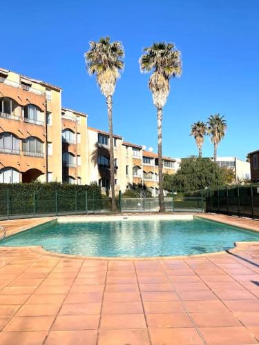 Miramar Apartment | Appartement avec piscine proche de la mer