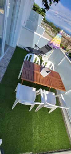 Monteux Apartment | Appartement avec balcon/terrasse