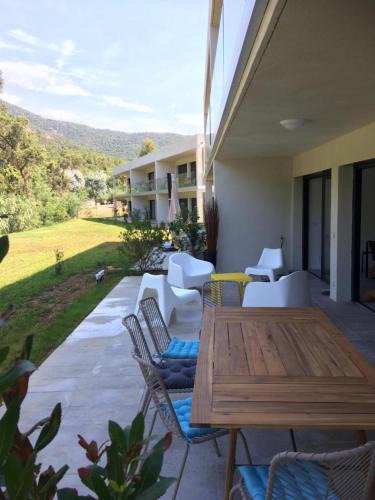Rayol-Canadel-sur-Mer Apartment | Appartement Duplex Proche Mer