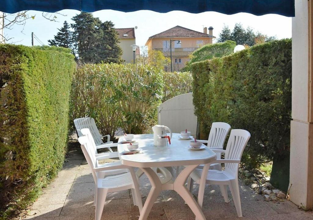 Cavaliere Beach Apartment | Appartement Le Lavandou, 2 pièces, 6 personnes - FR-1-251-28