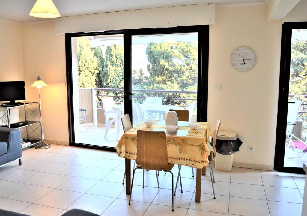 Cavaliere Apartment | Appartement T3 lumineux avec terrasse, climatisation, garage et Wifi à 2 pas des plages - Cavalaire - FR-1-226B-34
