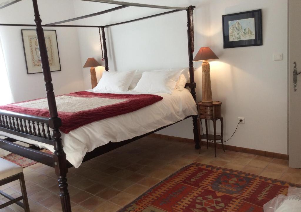 Moustiers-Sainte-Marie Bed & Breakfast | Atelier Soleil