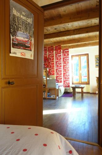 Prads-Haute-Bleone Bed & Breakfast | Au Bout De La Route