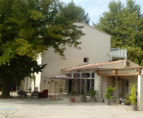 Le Thor Bed & Breakfast | Au pays du Ventoux