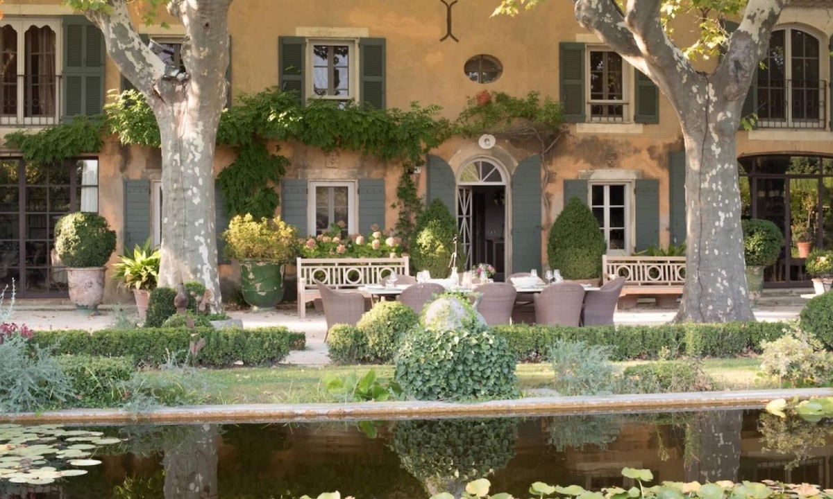 Noves House | Bastide de la Felicité - St. Remy-de-Provence, Sumptuous Bastide with Glorious Garden, 2 Beautiful P