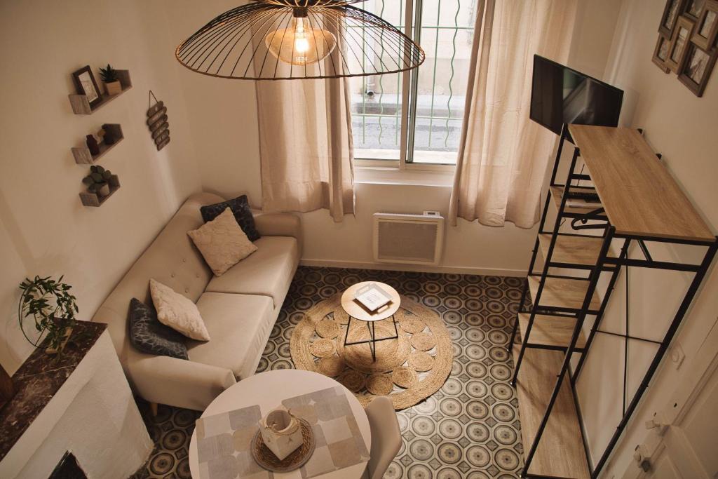 Beaucaire Apartment | Beaucaire cocoon 2/quais/cité médiévale/nature