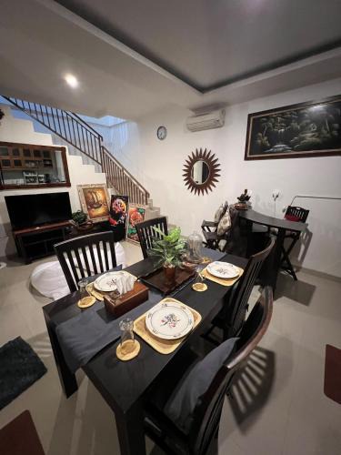 Ketewel Villa | Beautiful Villa House beach view