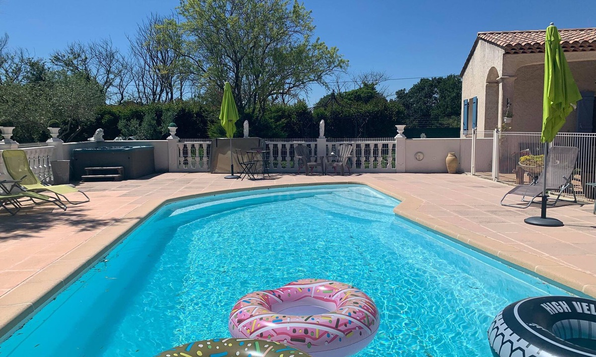 Draguignan Villa | Between Sea and Mountain, so that these holidays are harmonious .