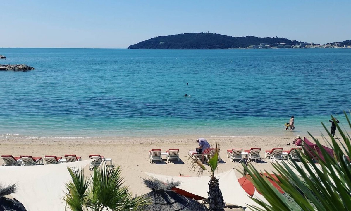 Le Mourillon Villa | Bottom of villa near beaches