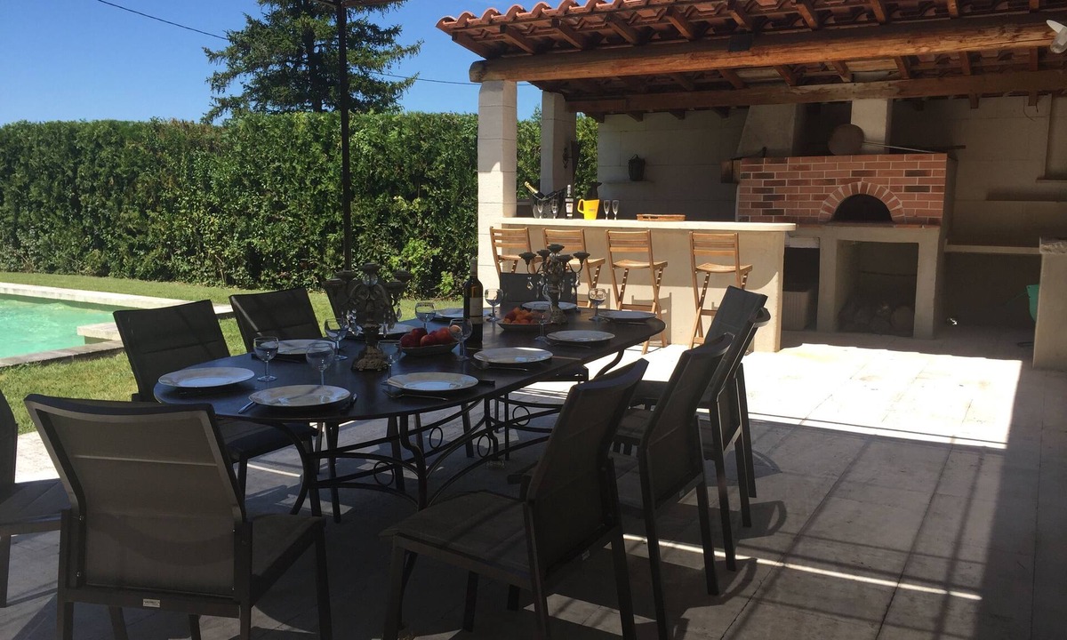 St.-Remy-de-Provence Villa | Charming house with heated swimming pool, in a quiet, unoverlooked location.