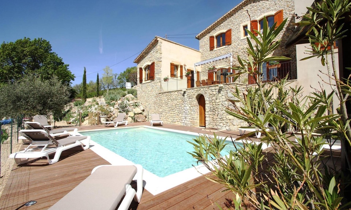 Plaisians Villa | Charming Provencal villa-mas facing Mont Ventoux Heated pool Jacuzzi