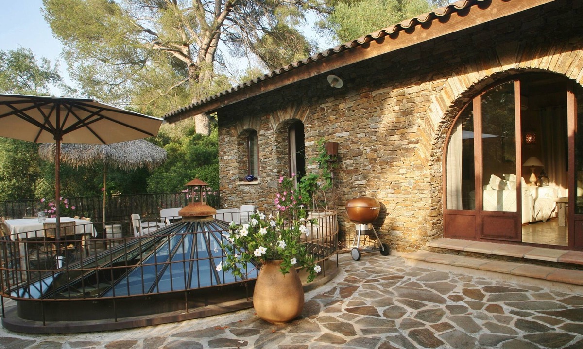 Cavaliere House | Charming stone farmhouse with private access to Bonporteau beach