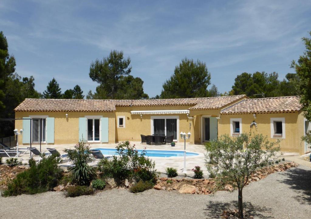 Moissac-Bellevue Villa | Detached spacious villa with private heated pool near the Gorges du Verdon