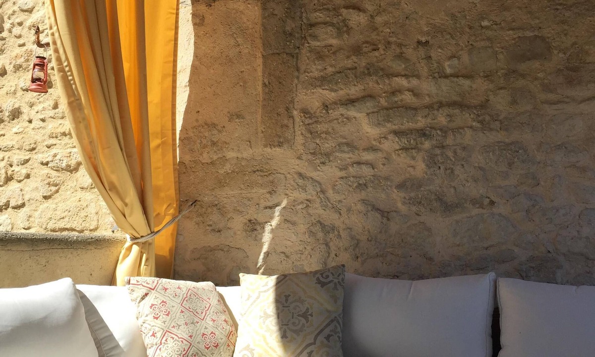 Ansouis House | Family + Friends: Provence Chic - Central location for ultimate Luberon touring