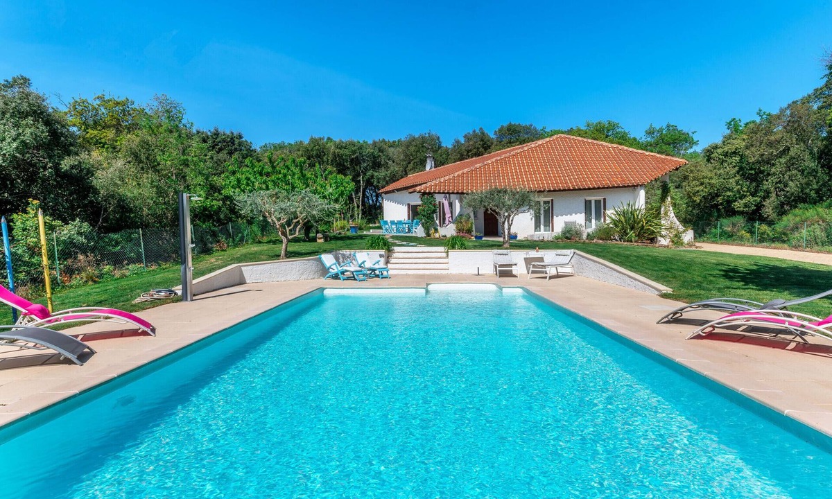 Colonzelle Ski Chalet | Family house with garden, pool & nature - Colonzelle