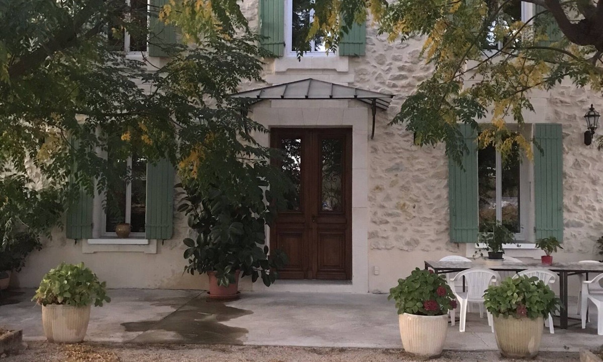 Jonquerettes House | Farm house, 5 miles from Avignon! Vineyard