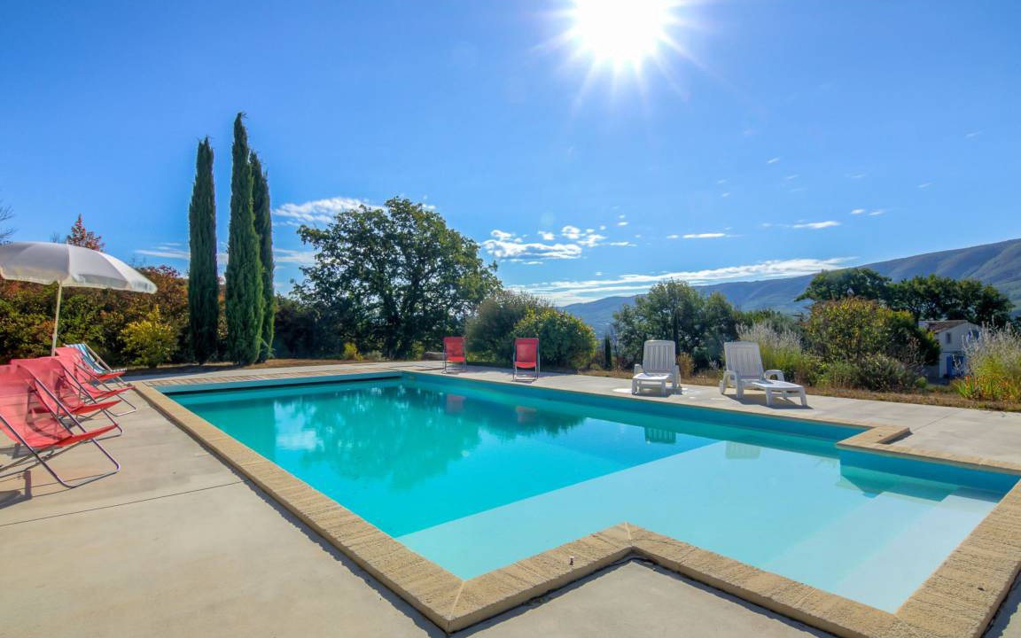 Saint-Martin-de-Castillon House | 170 m² House ∙ 3 bedrooms ∙ 8 guests