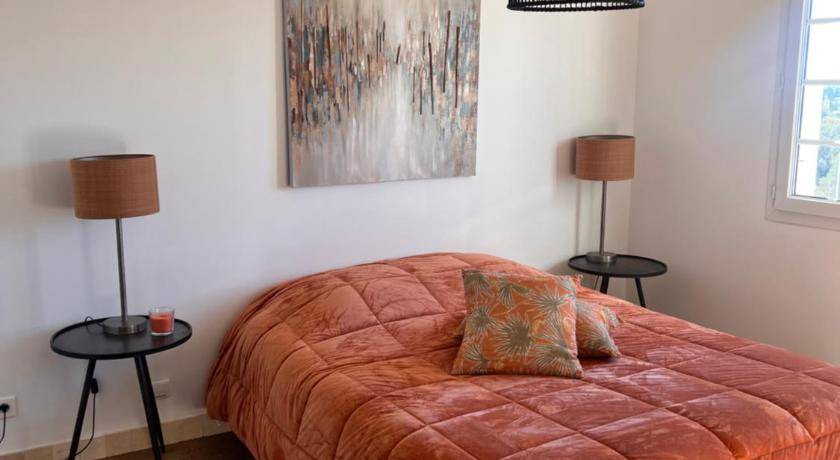Saint-Maximin-la-Sainte-Baume Villa | 300 m² Villa ∙ 5 bedrooms ∙ 11 guests