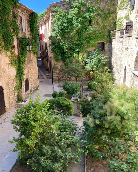 Le Val Apartment | Gîte Communal des Remparts