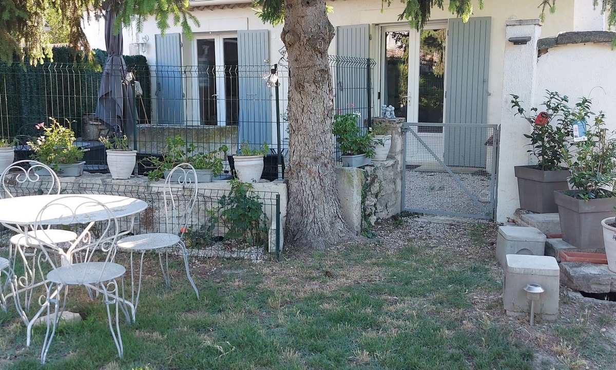 St.-Remy-de-Provence Apartment | gite agréable a la campagne