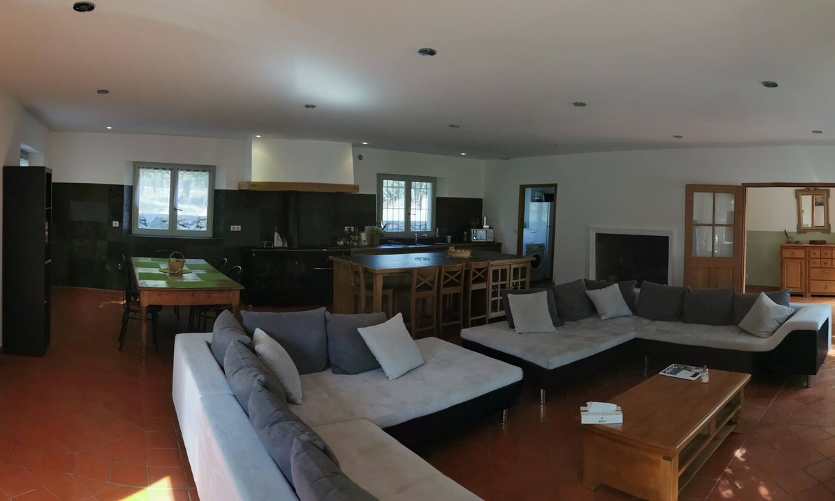Tourves House | Grande Maison Provençale Pour les Amoureux de la Nature et des Animaux
