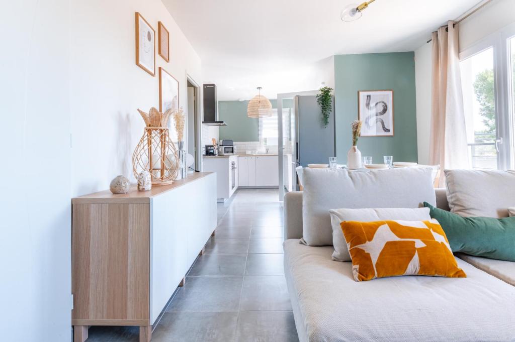Morieres-les-Avignon Apartment | Havre de nature Provence