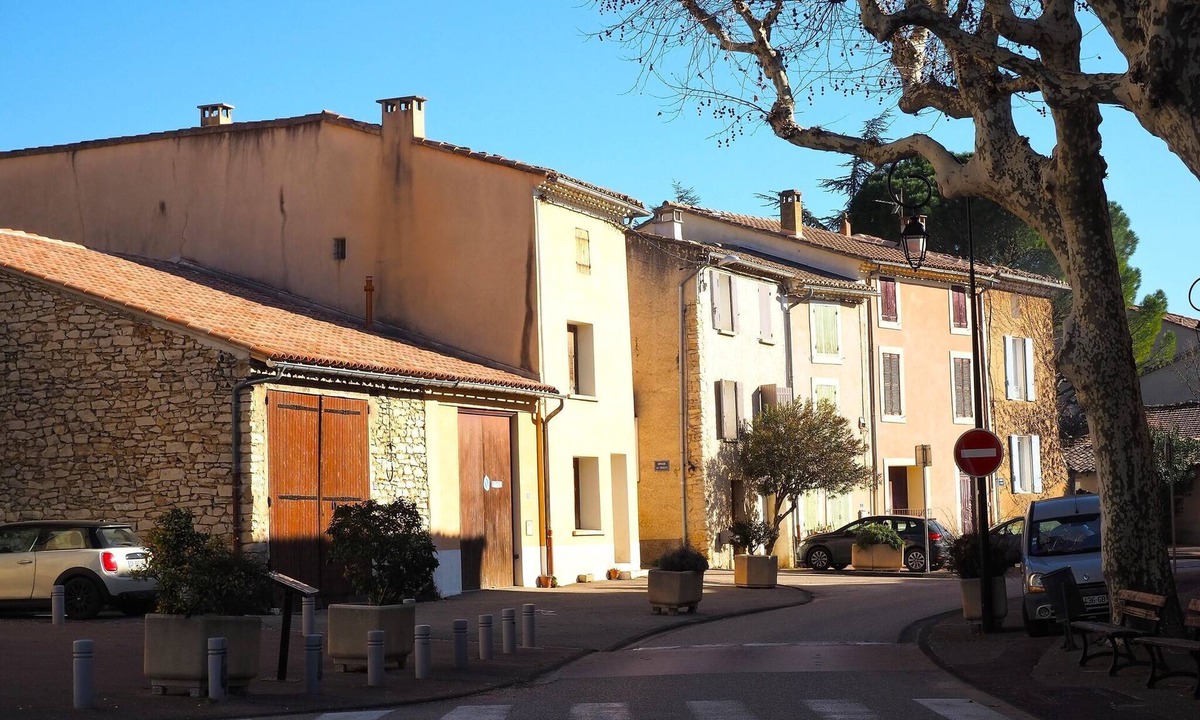 Villes-sur-Auzon House | Holiday home with private garden, Villes-sur-Auzon