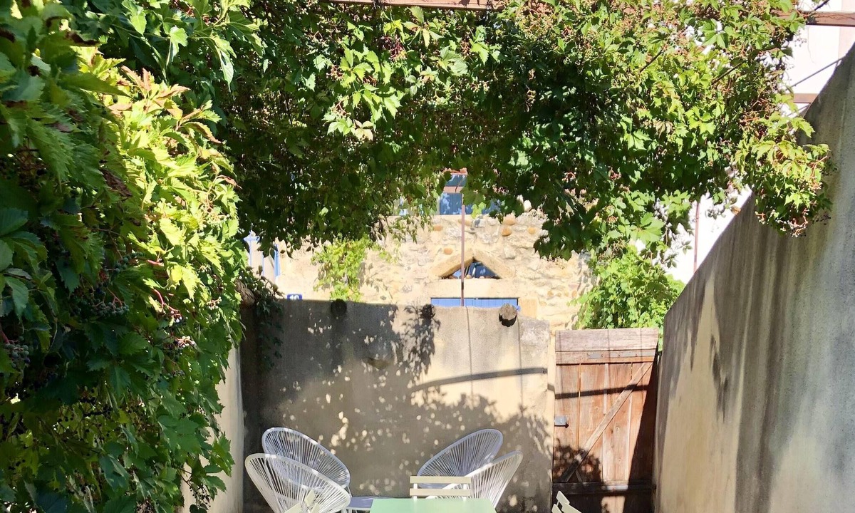Montfrin House | Homerez - Big house for 15 ppl. with terrace at Montfrin