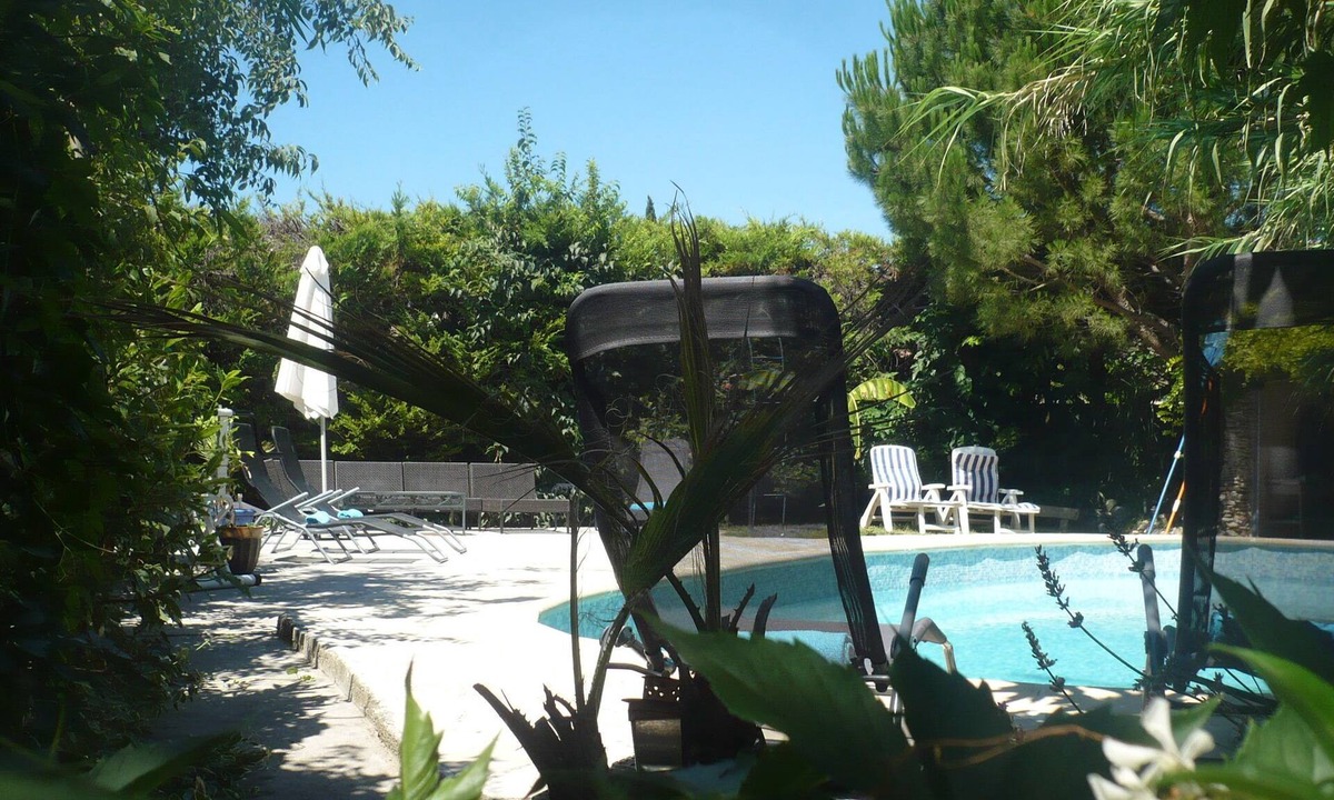 Sernhac Villa | House Anastasia Near the Pont du Gard
