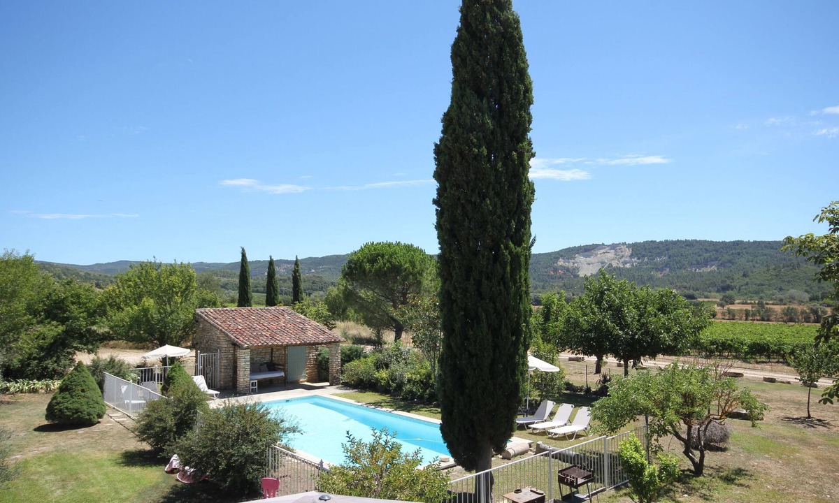Rustrel Villa | house/villa - Rustrel en LUBERON