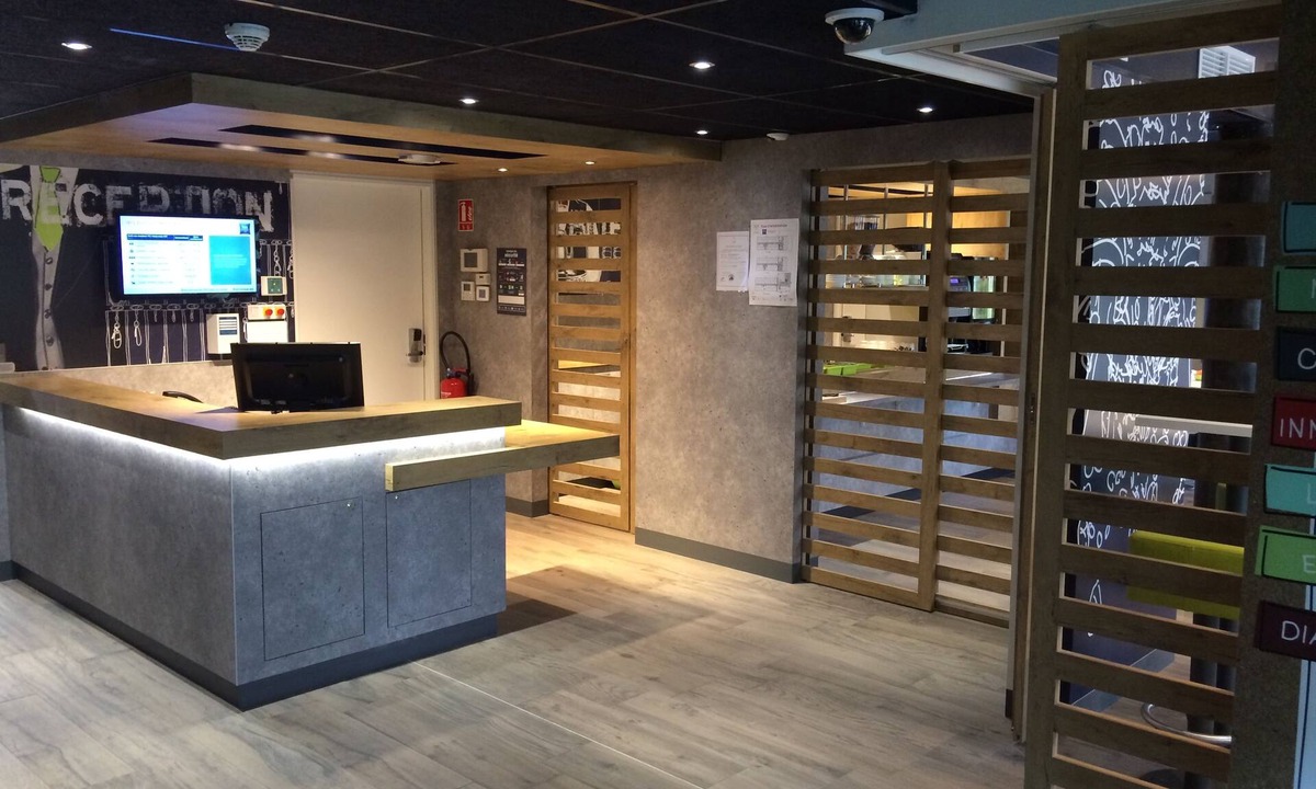 Brignoles Hotel | ibis budget Brignoles Provence Verte