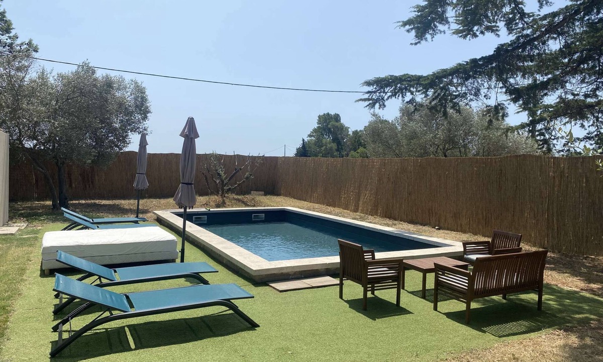 Beaucaire House | In Beauty Beaucaire: Cottage with Private Pool, Garden, and Balneotherapy