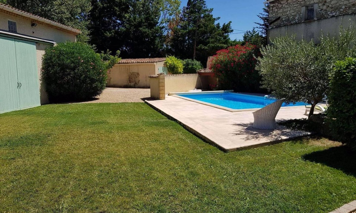 Senas House | IN THE HEART OF PROVENCE, NEAR TO EVERYTHING, PRIVATE SWIMMING POOL, 8 to 10p.