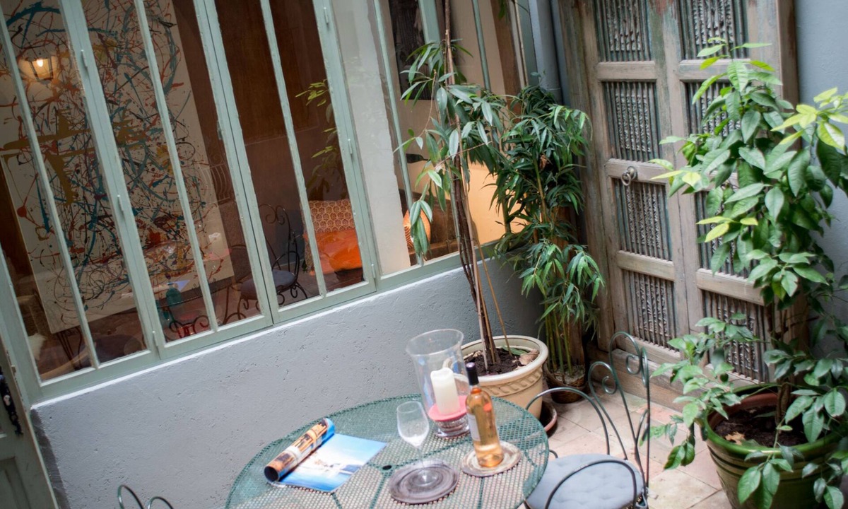Avignon City Centre Bed & Breakfast | La Banasterie
