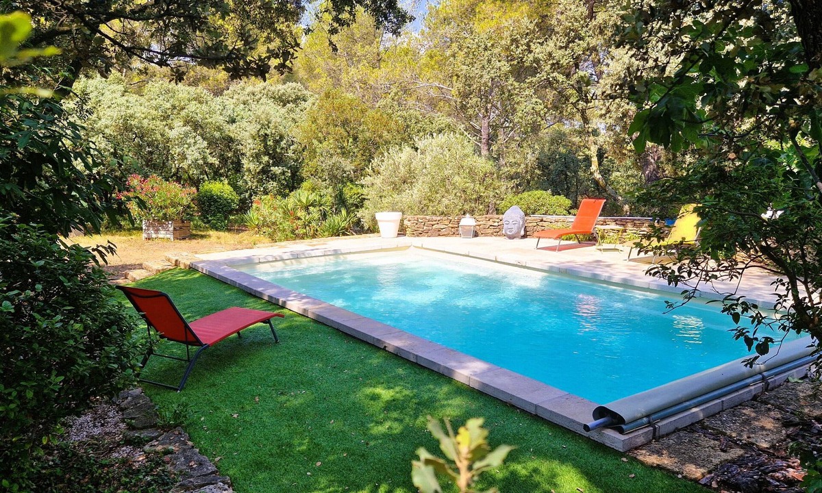 Grans House | La Chênaie, Mas Provençal 6 Personnes Avec Piscine