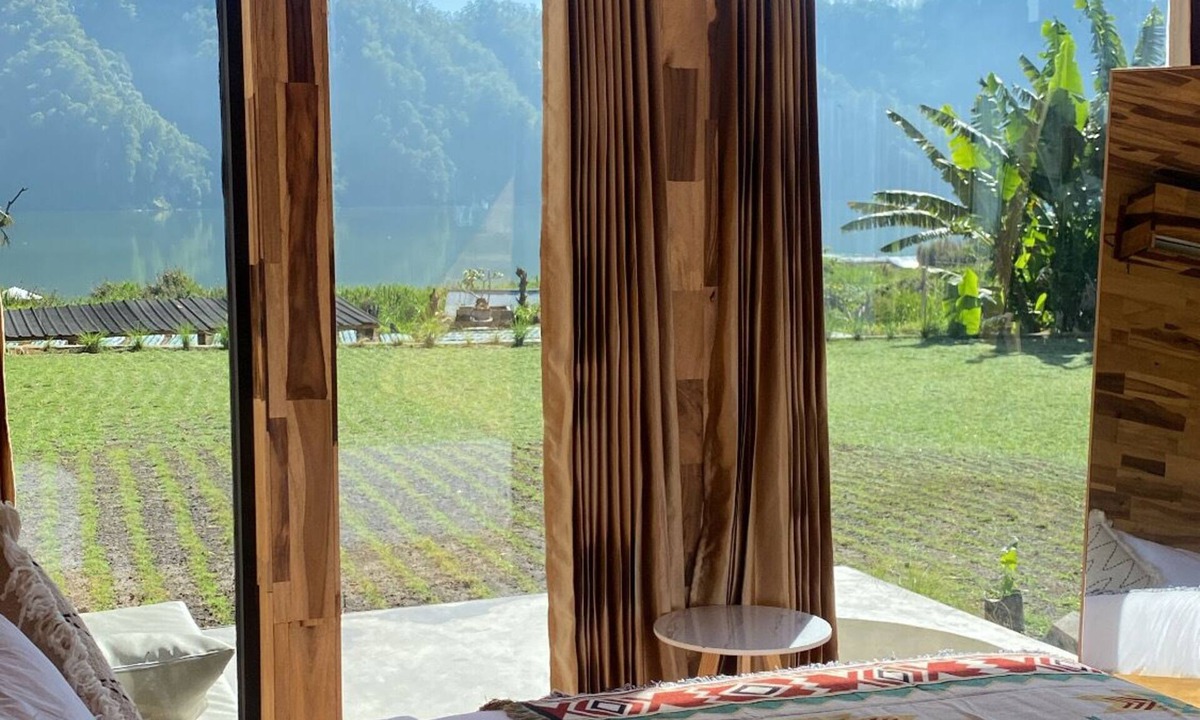 Songan Bed & Breakfast | La Jempana