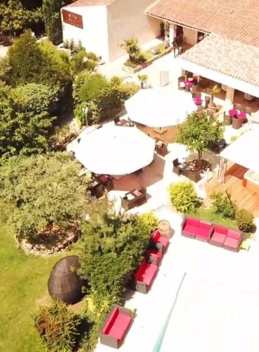 La Tour-d'Aigues Hotel | La madone
