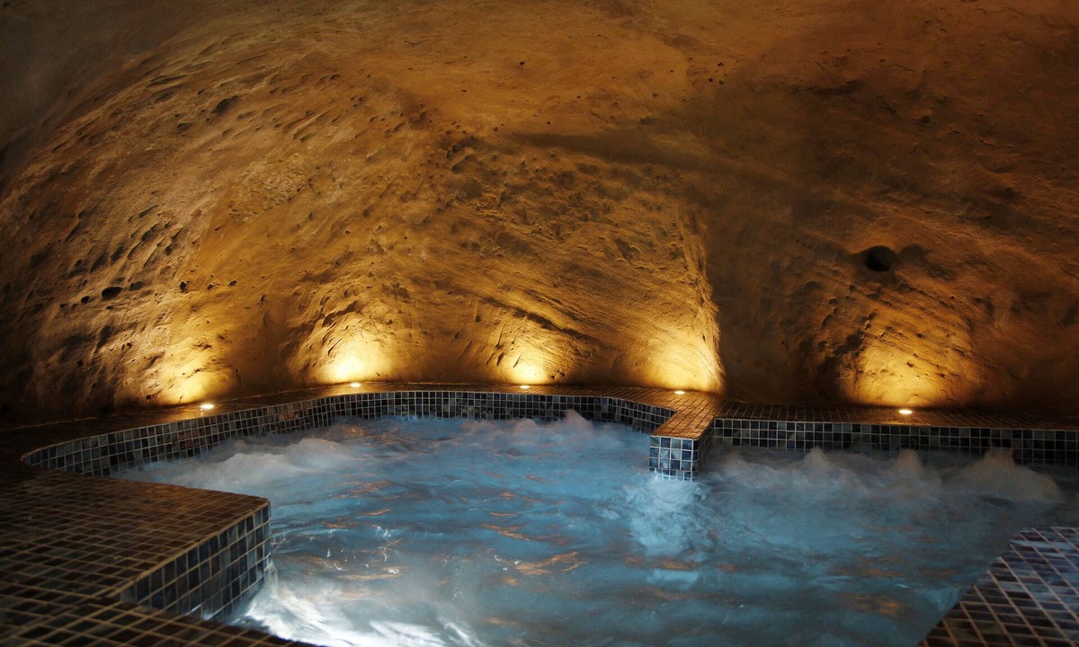 Cucuron House | La Maison des Seigneurs
