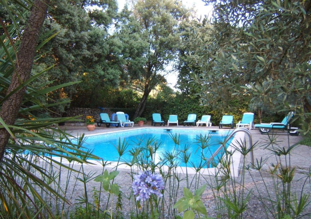 Cotignac Bed & Breakfast | La Radassière