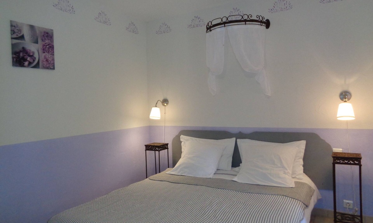 Lacoste Bed & Breakfast | Le Clos des Lavandes-Double Provence-Terrasse-Lacoste Luberon Provence