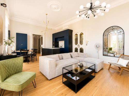 Gambetta Apartment | Le Danube du Midi, Elégant T4, Clim, Centre Historique