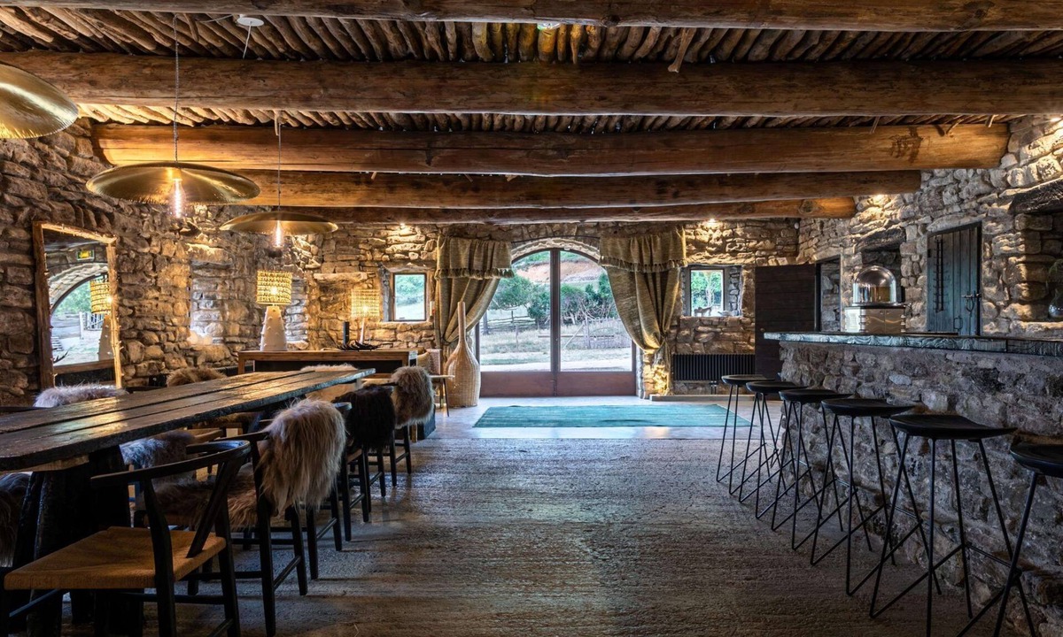 Sivergues House | Le Domaine Du Castellas