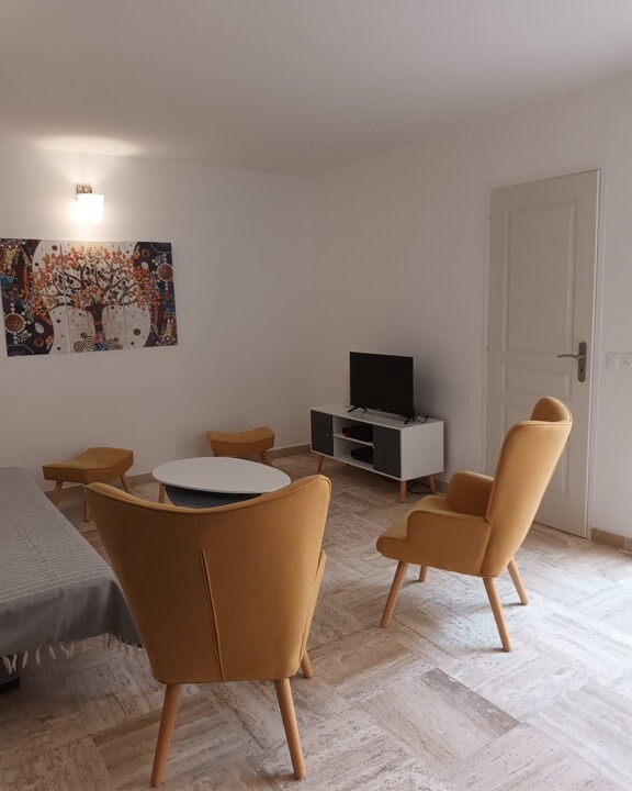 Sainte-Maxime City Centre Apartment | Le palais de la mer in Sainte-Maxime
