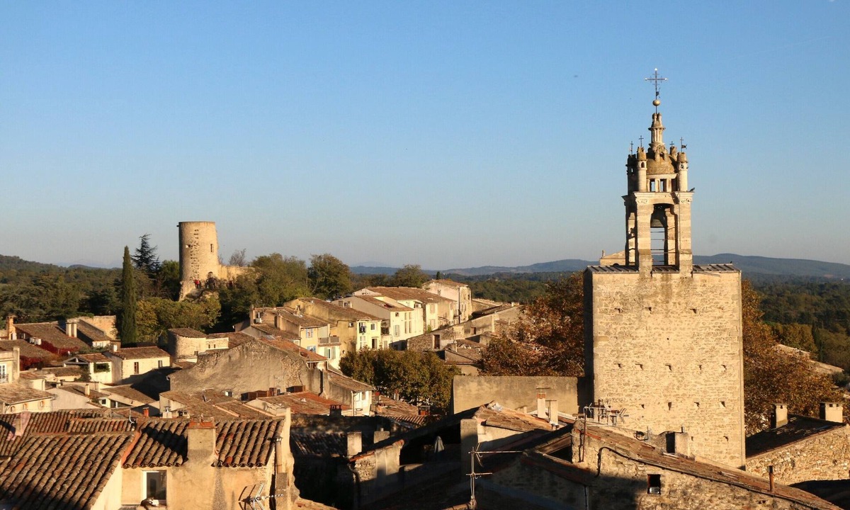 Cucuron Cottage | Le Point - Charming Artist’s House In Beautiful Provence Village